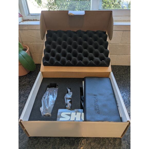Shure PG27-USB Multi-Purpose Condenser Microphone in box w/Cable Stand Mount - Picture 5 of 11